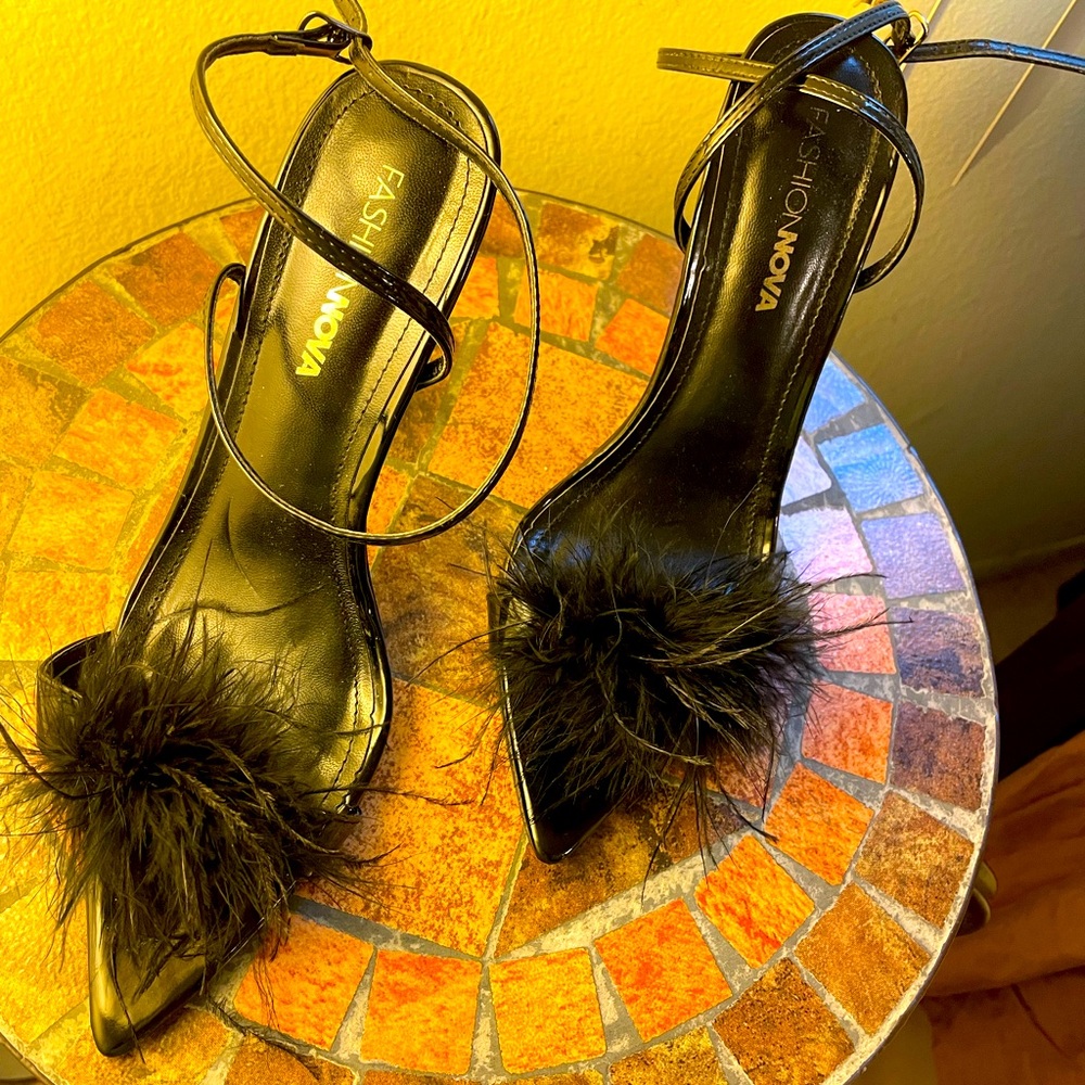 Once worn - black strappy feather heel